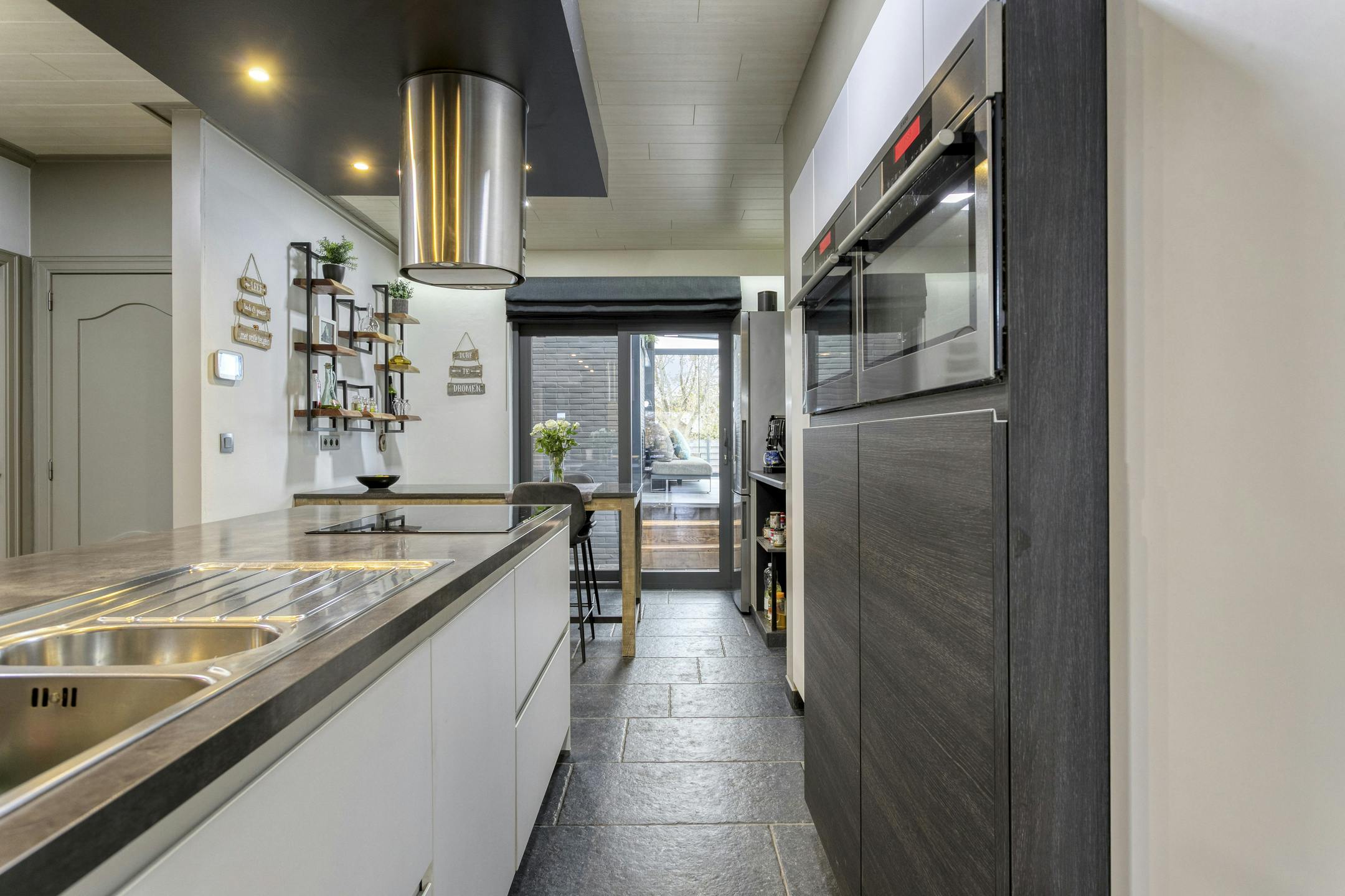 Alleenstaande woning met bijgebouw te koop in Huise (Kruisem) foto 6