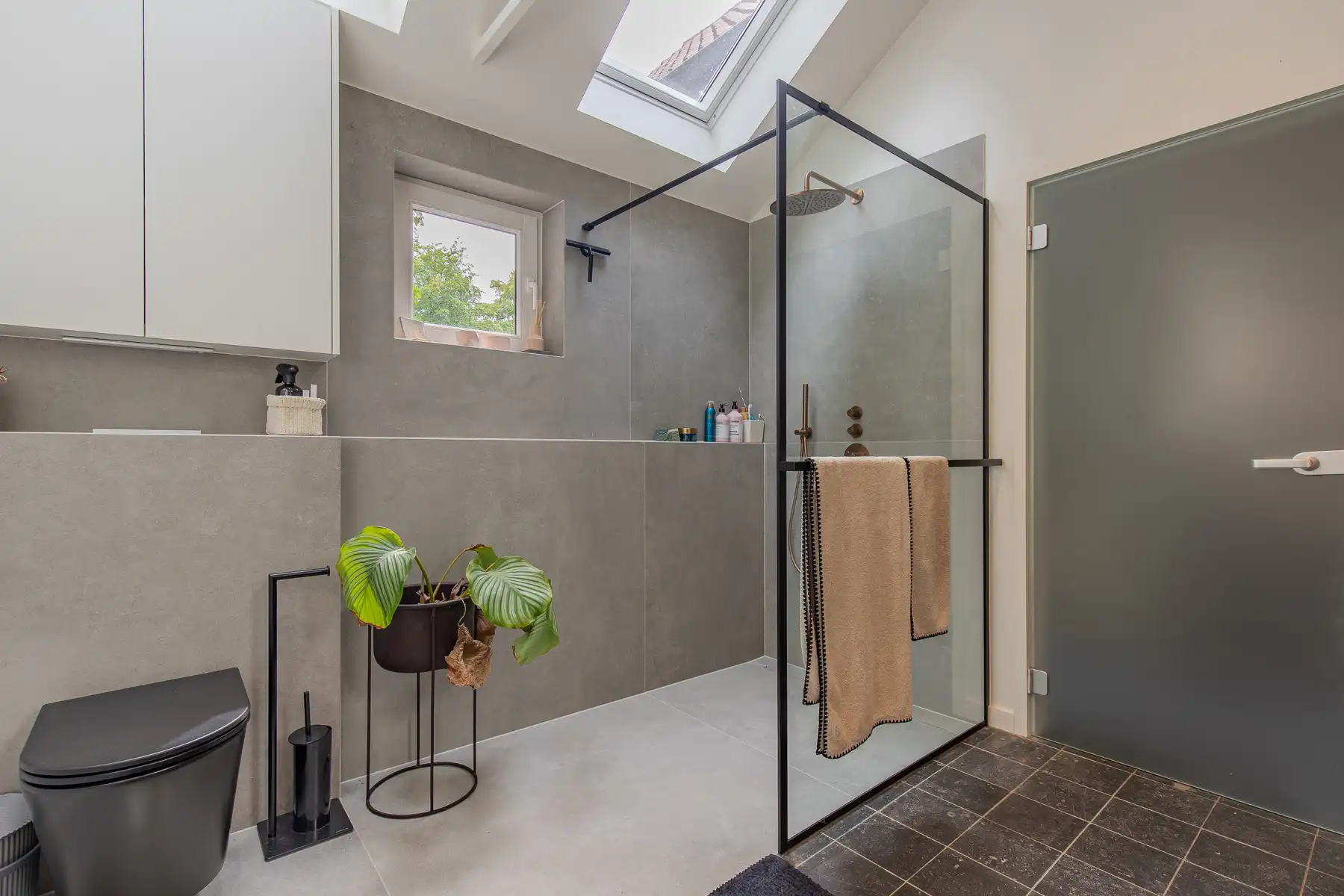 Prachtige woning met historisch karakter foto 15