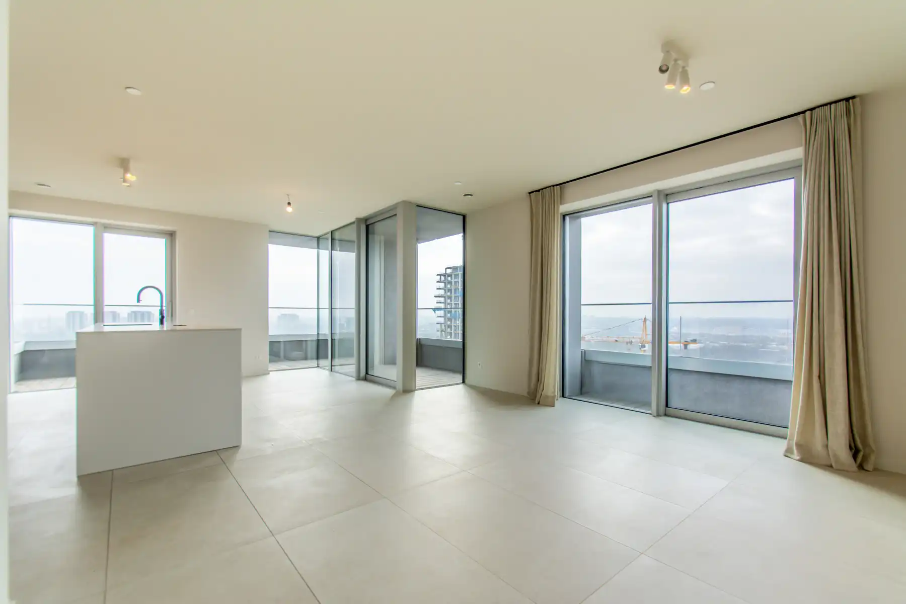 Prachtig appartement met 3slpk met zicht op de Schelde foto 2