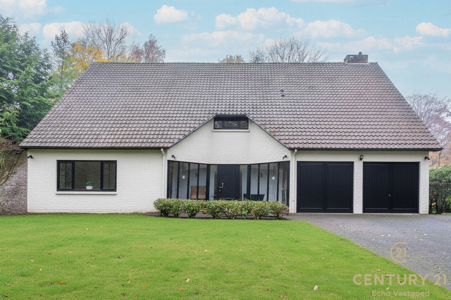 Ruime, unieke villa op royaal perceel in villawijk De Lint. foto 15