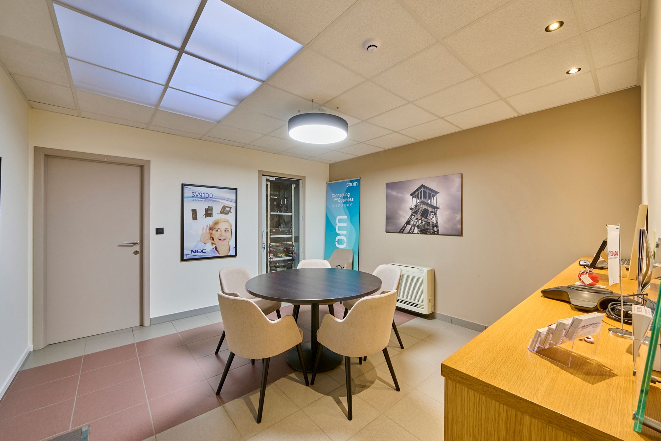 MULTIFUNCTIONEEL GEBOUW OP MOOIE ZICHTLOCATIE foto 17