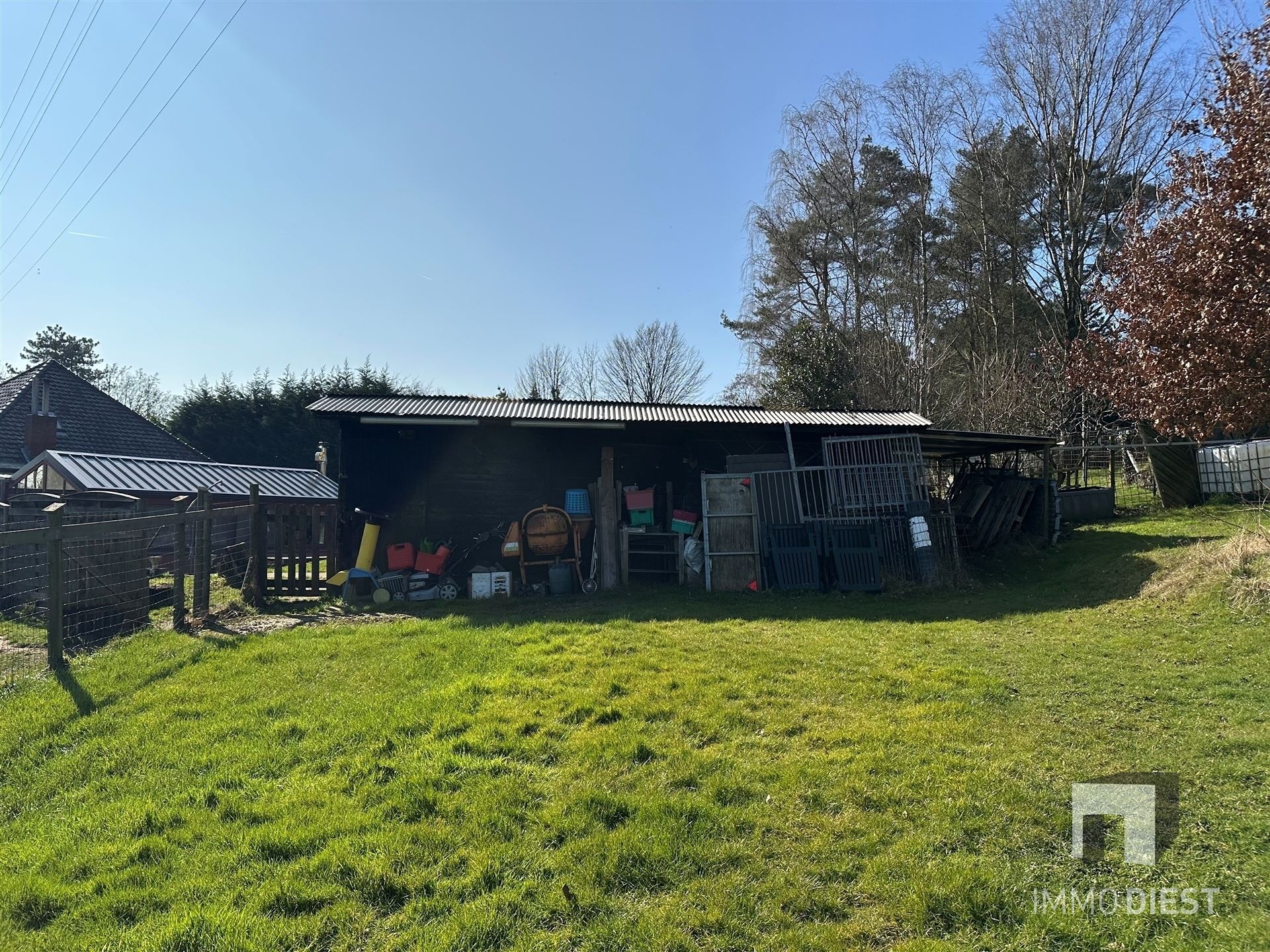 Unieke woning met praktijk en bouwgrond op zichtlocatie foto 43