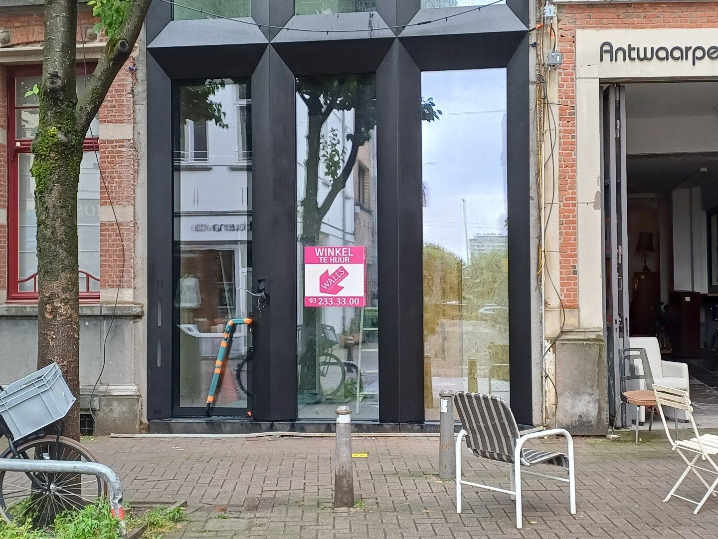 Prachtig gerenoveerde winkel foto 3