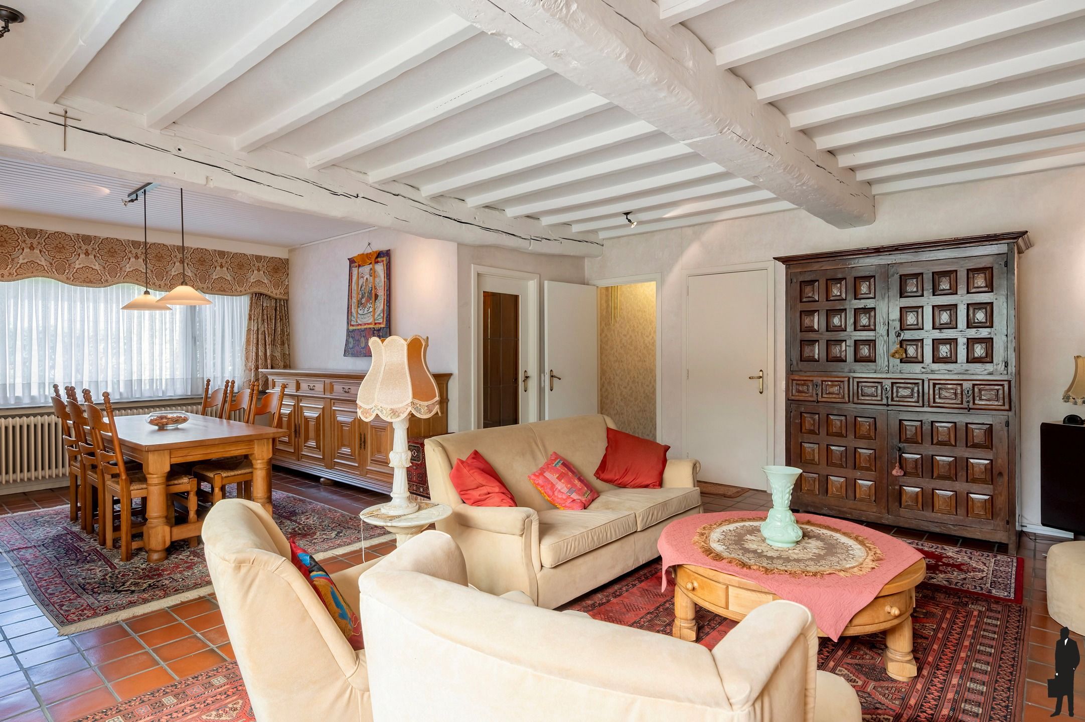 Vrijstaande gelijkvloers woning op prachtig perceel van ca. 1436 m² foto 6