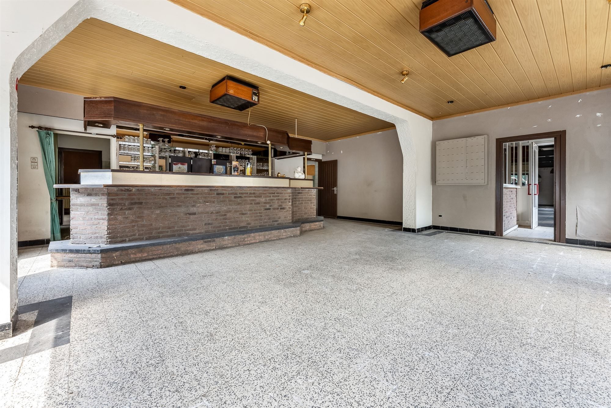 WONING MET POLYVALENTE RUIMTE (240M2!) VLAKBIJ NATUURDOMEIN foto 5