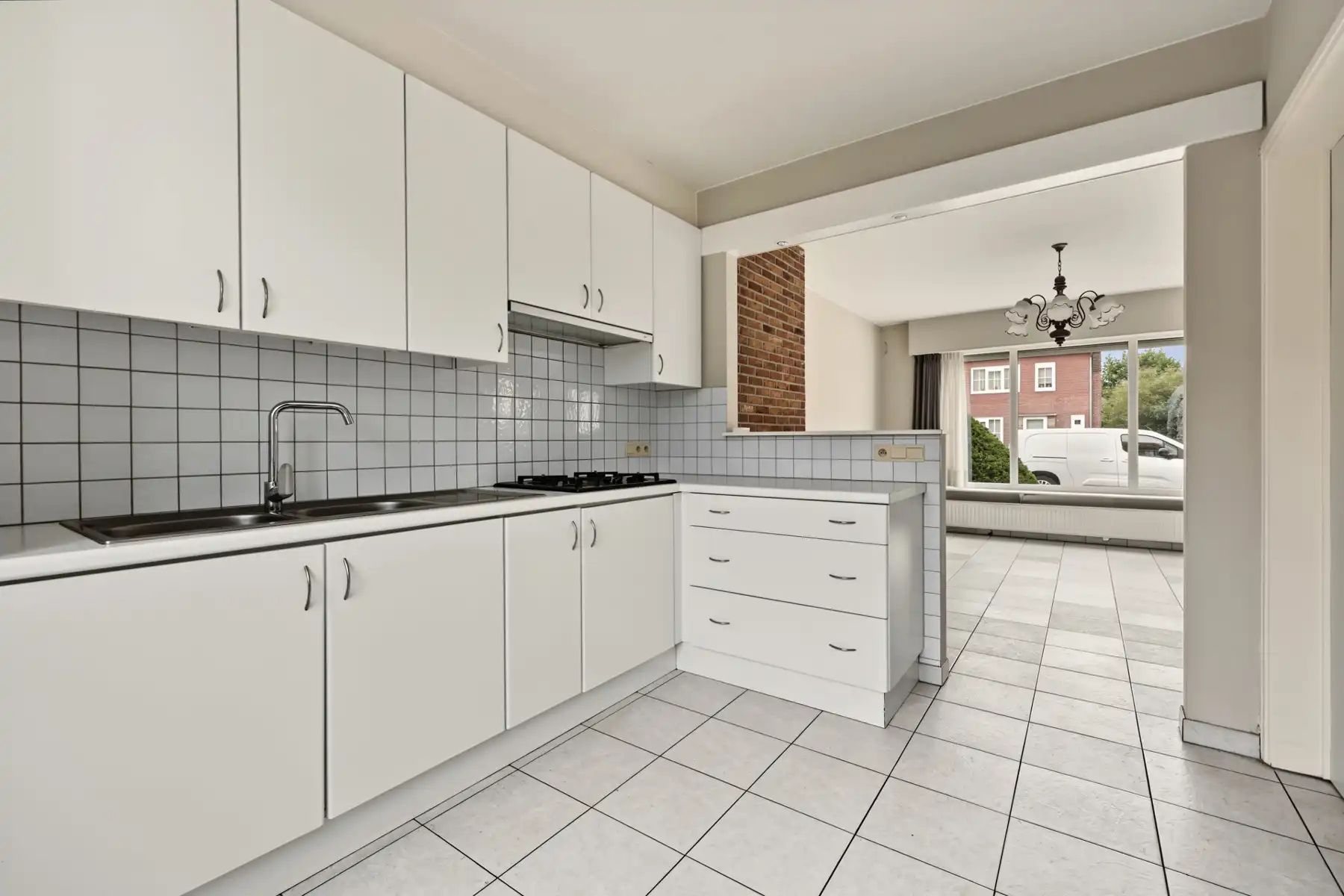 Woning met 3 slaapkamers op een perceel van ca 352m² in het centrum van Merksplas foto 5