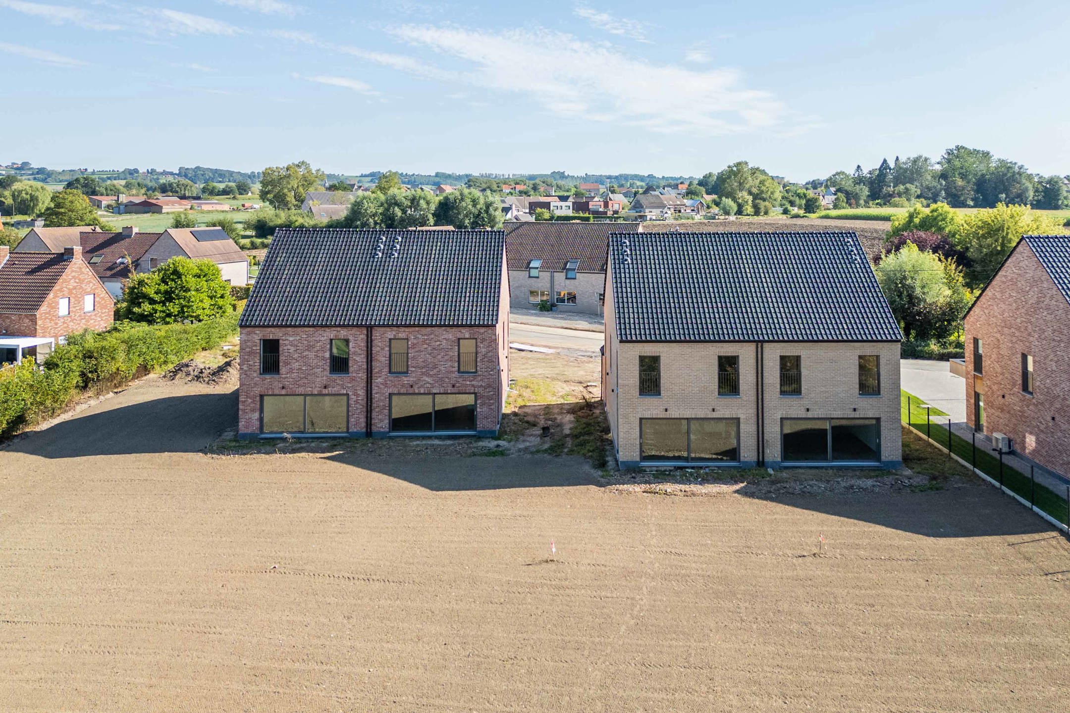 Prachtige nieuwbouwwoning omringd door groen en natuur. foto 18