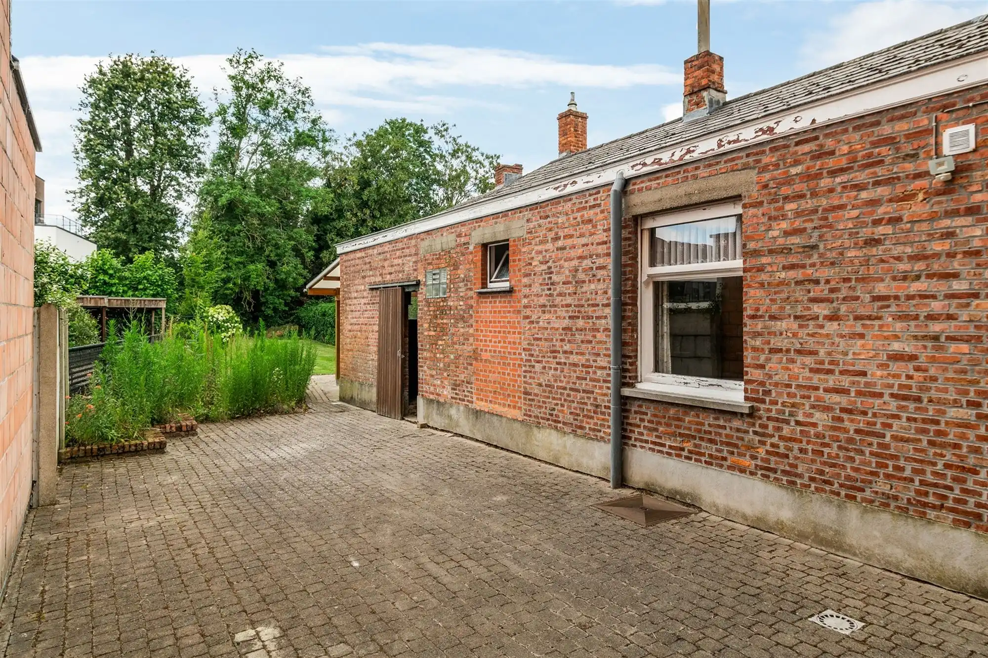 Verrassend ruime, te moderniseren gezinwoning te Onze-Lieve-Vrouw-Waver foto 16