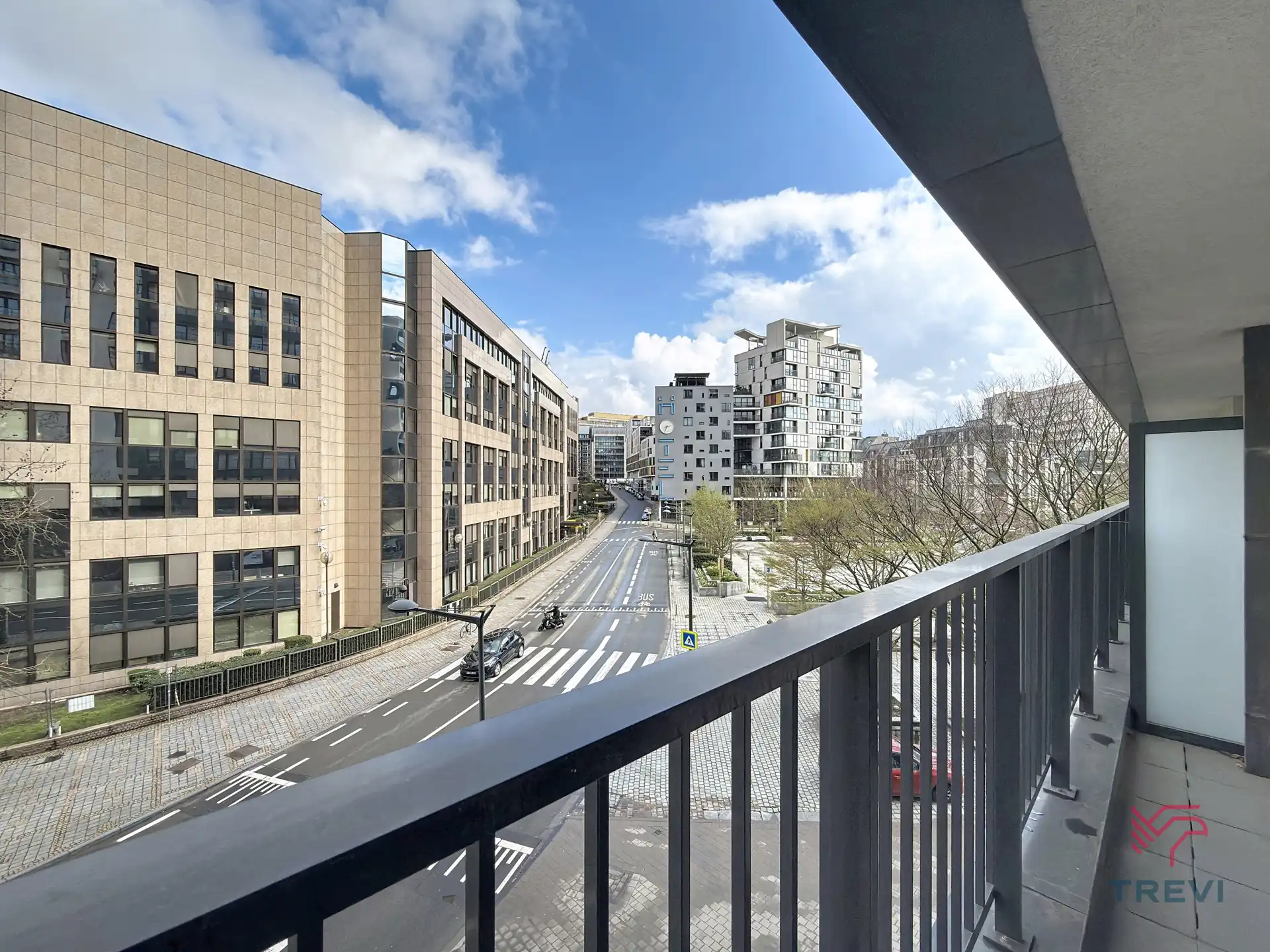 STUDIO MET SLAAPHOEK IN DE EUROPESE WIJK ! foto 12