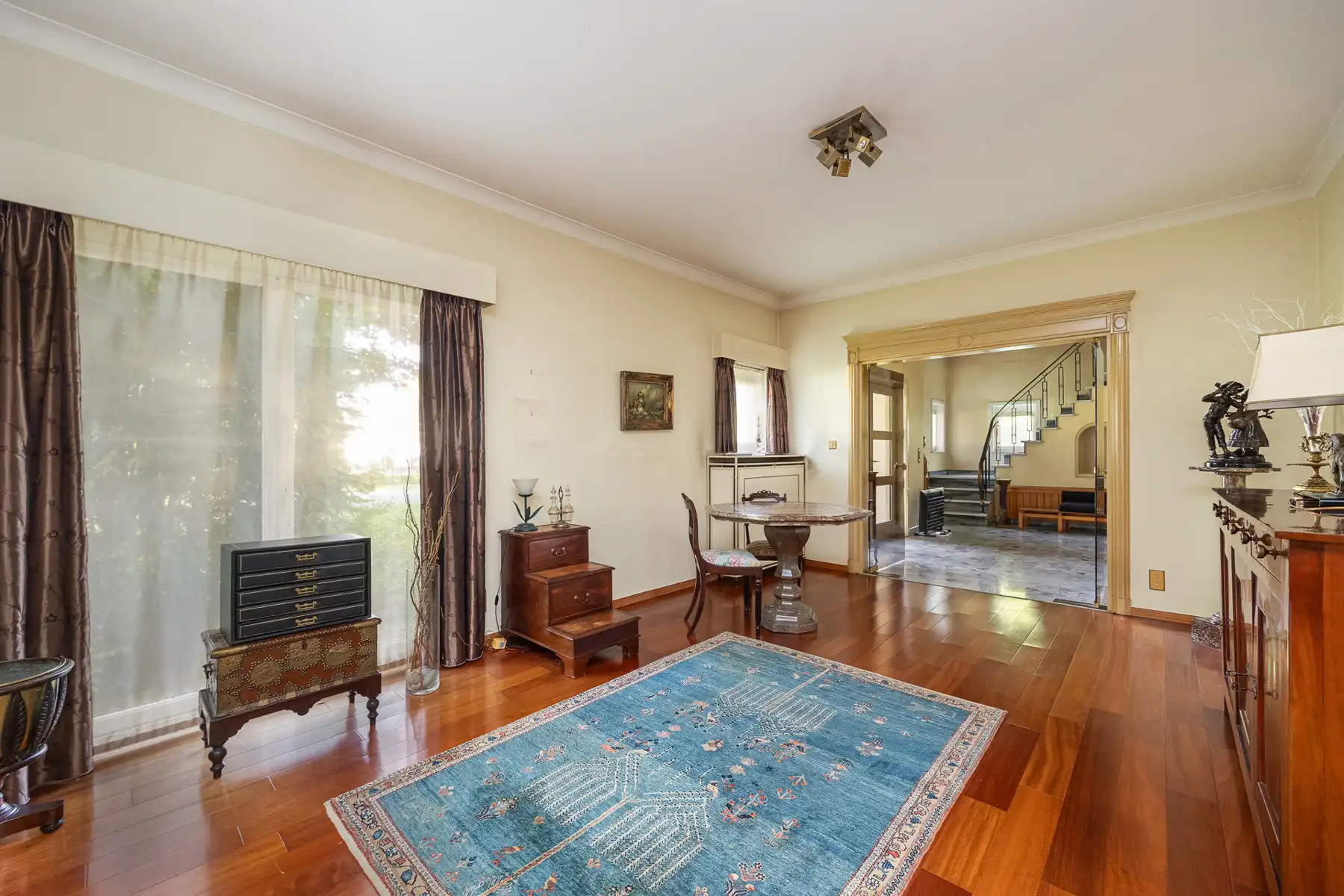 Rustig gelegen te renoveren villa op de grens met Schilde foto 12