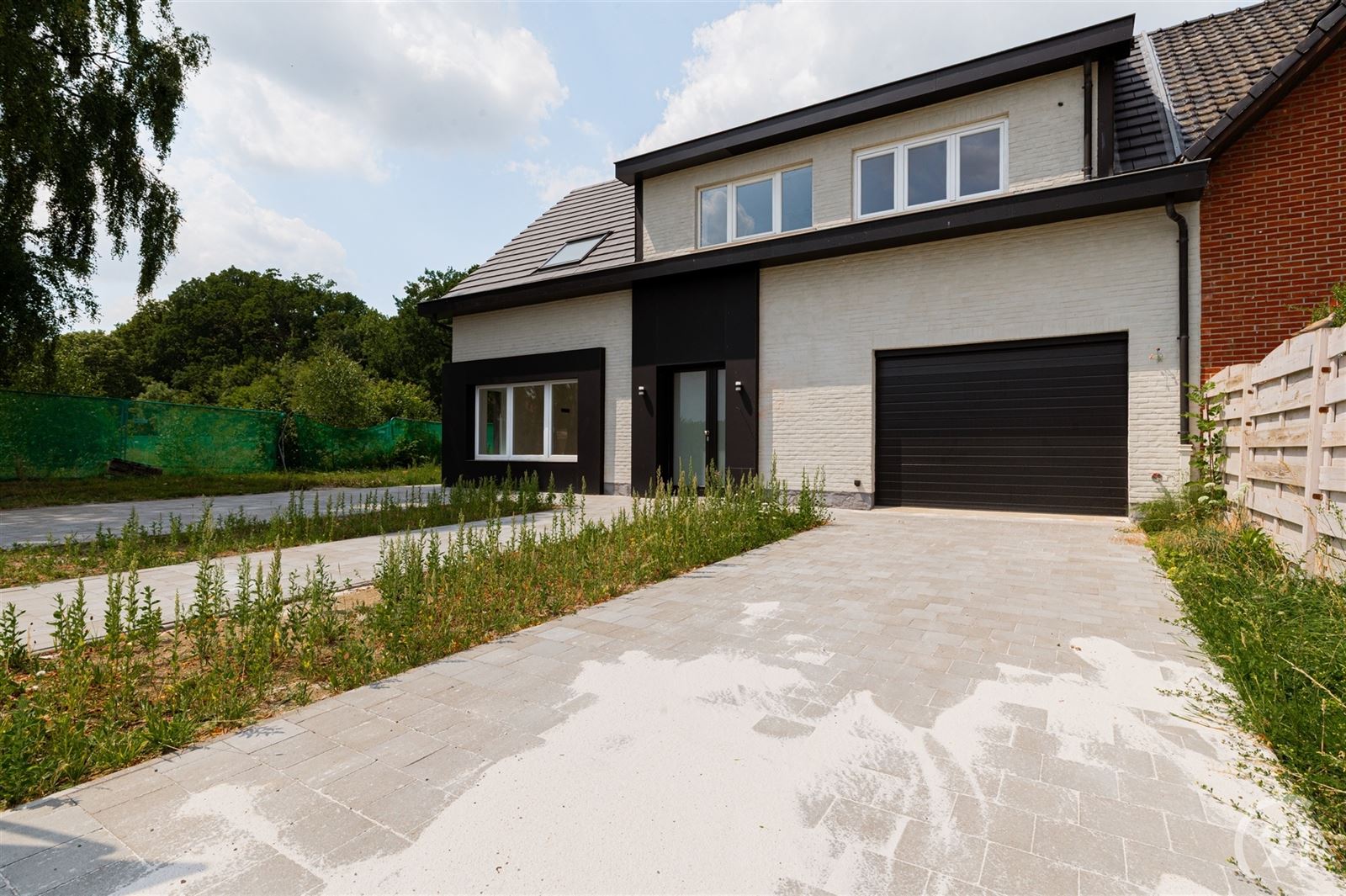 Magnifiek gerenoveerde woning met bijgebouw en parkeergelegenheid foto 5