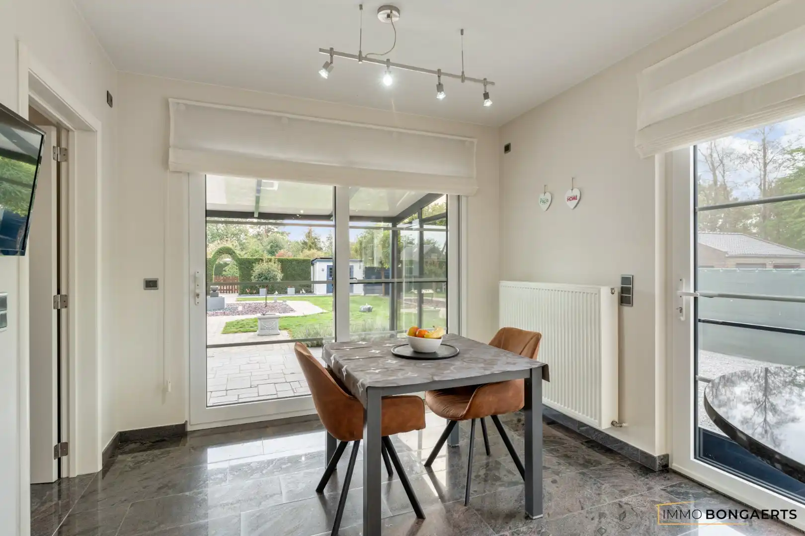 Ruime woning met 3 slaapkamers foto 10