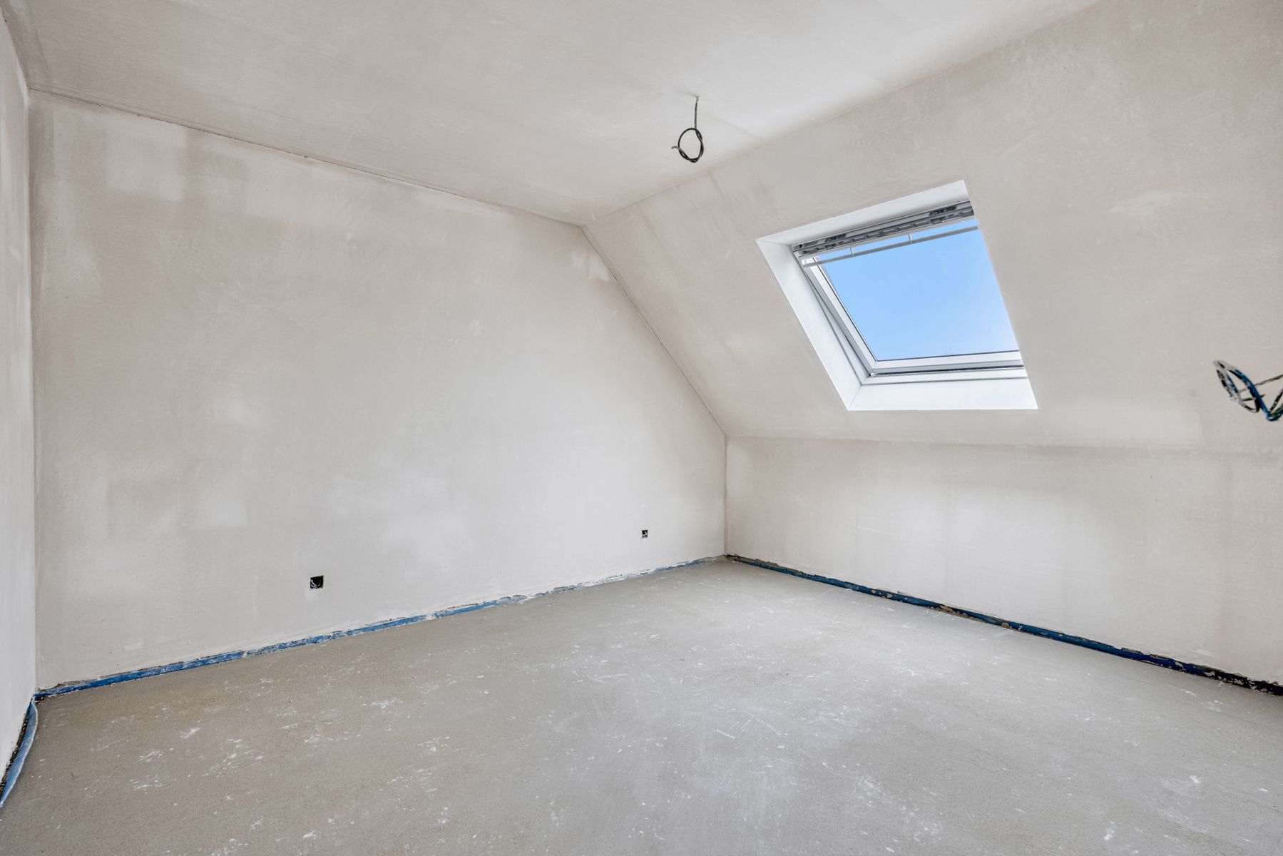 Rustig gelegen duplex appartement met twee slaapkamers foto 13