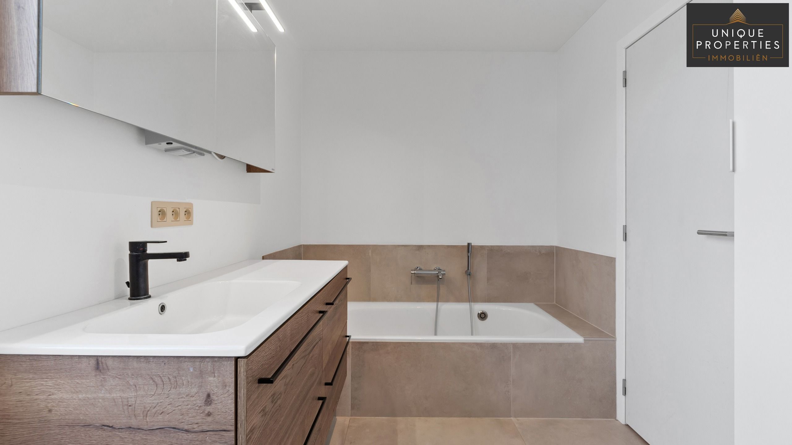 Huis te koop foto 27