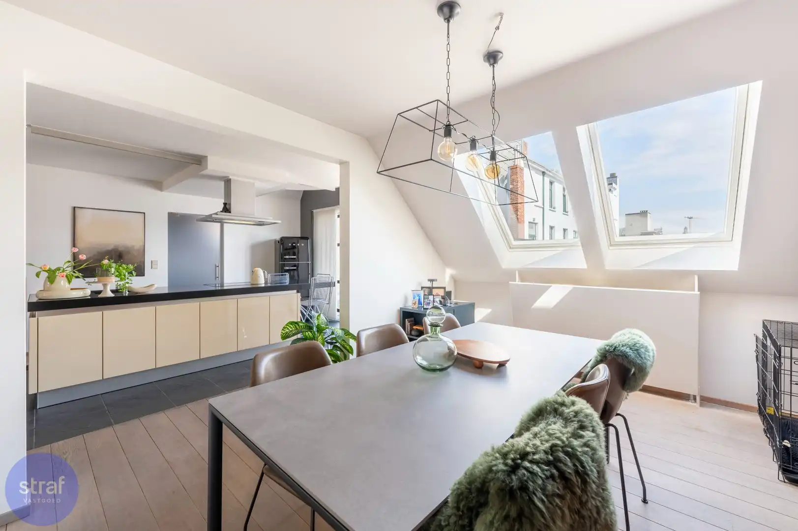 Penthouse met terras en zicht op de kathedraal in hartje Antwerpen foto 10