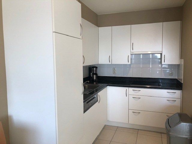 GOED GELEGEN APPARTEMENT MET 3 SLAAPKAMERS TE HUUR OP JAARBASIS foto 7