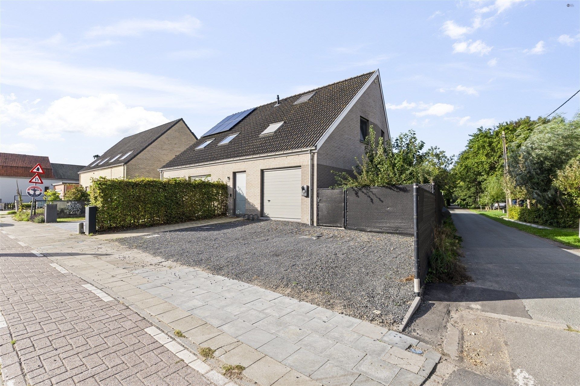 Half open bebouwing foto 3