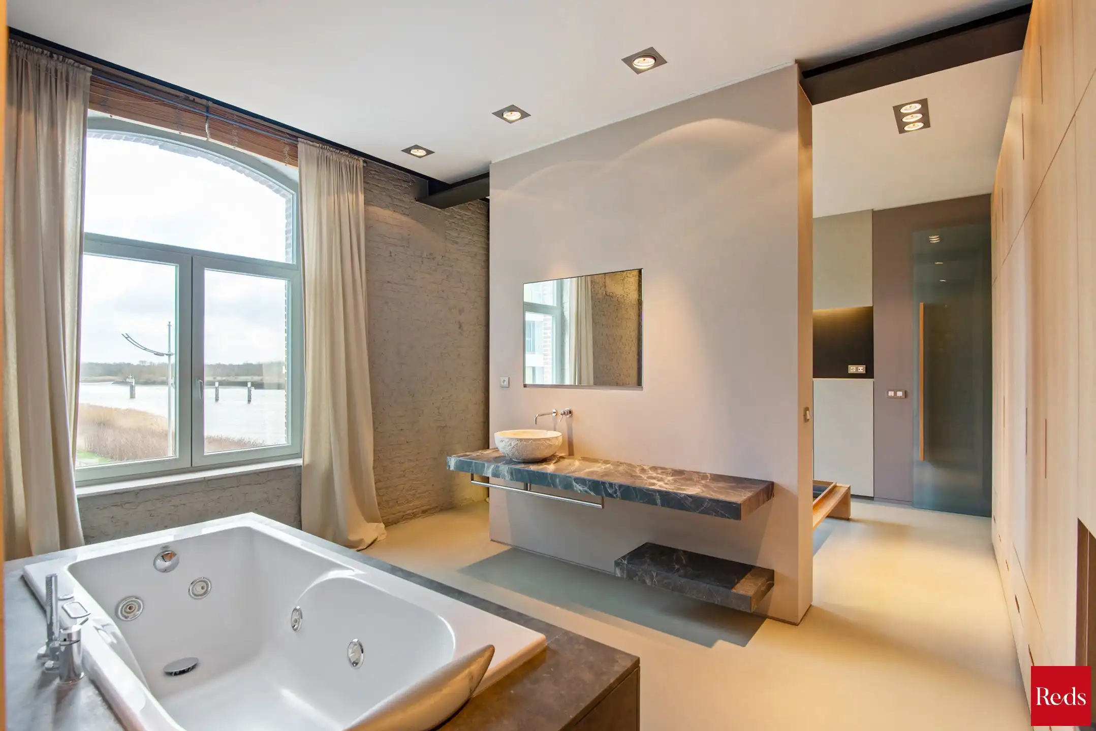 Ruime loft met schitterend zicht op de Rupel foto 10