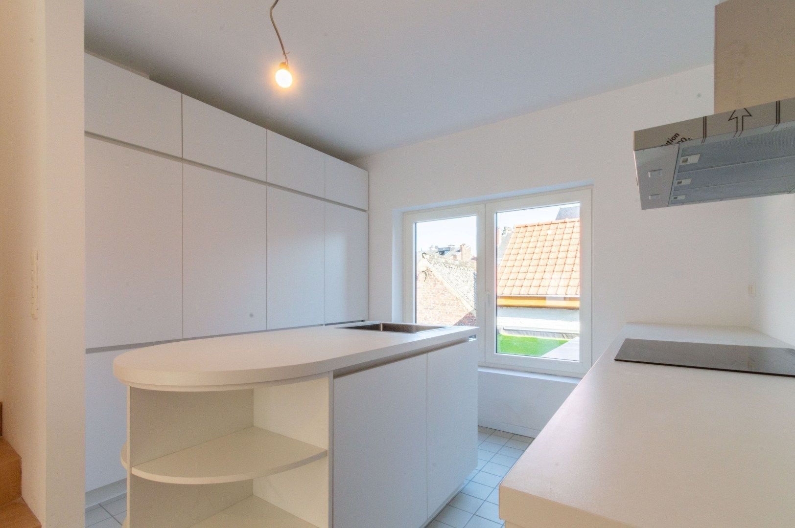 Een vernieuwbouwde, energiezuinige stadswoning met 3 slaapkamers foto 9