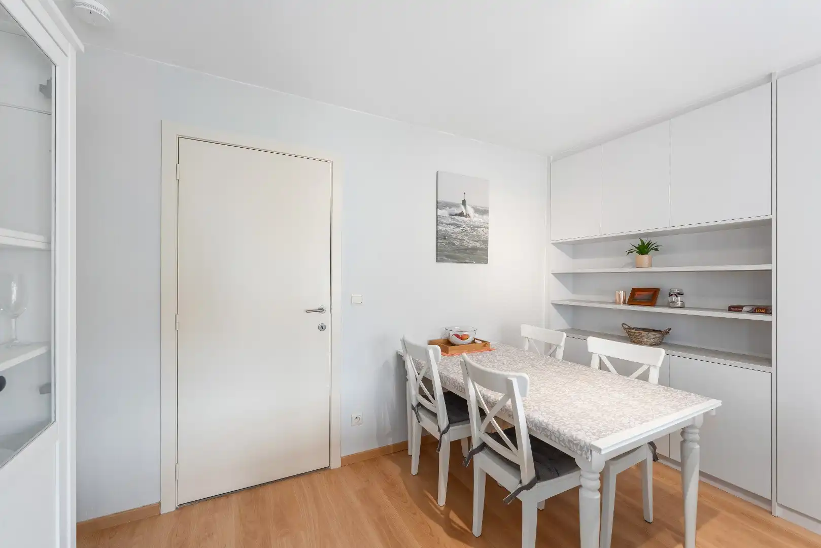 Prachtig appartement met twee ruime slaapkamers foto 4