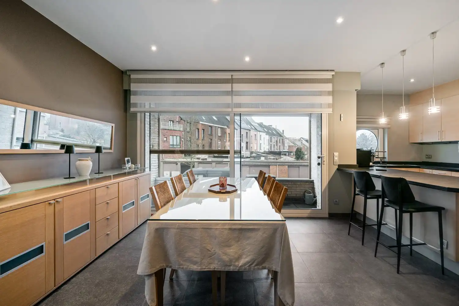 Veelzijdige, instapklare woning met studio te Lier foto 9