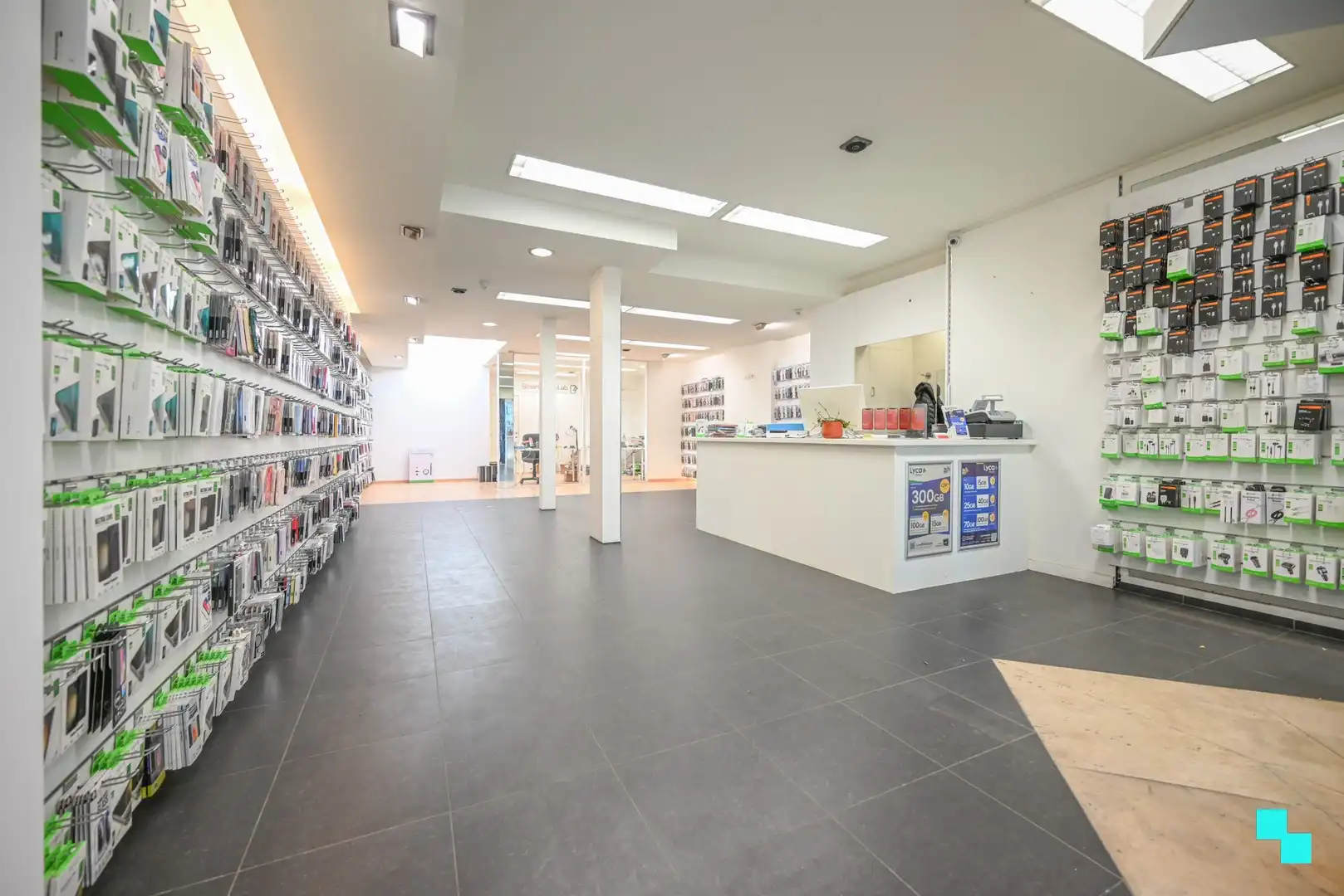 Interessante opbrengsteigendom in hartje Izegem foto 2