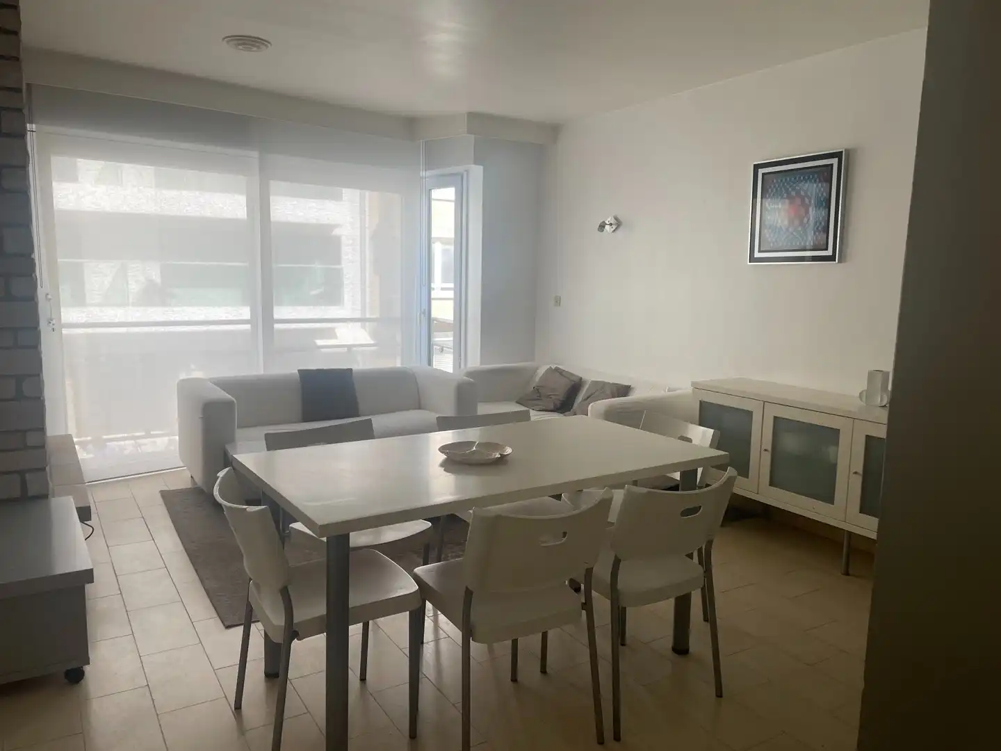 Gemeubeld appartement met 2 slaapkamers foto {{pictureIndex}}