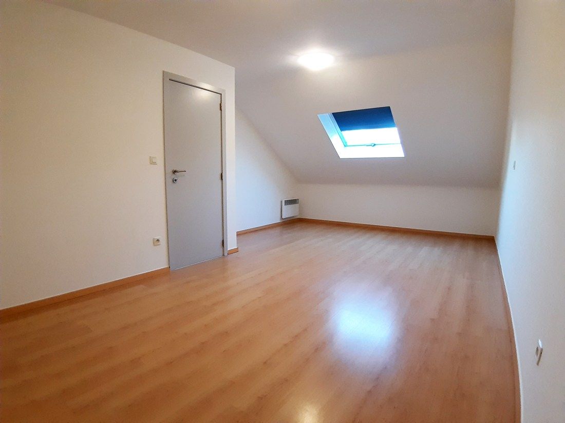 Gunstig gelegen duplex appartement te Genk foto 11