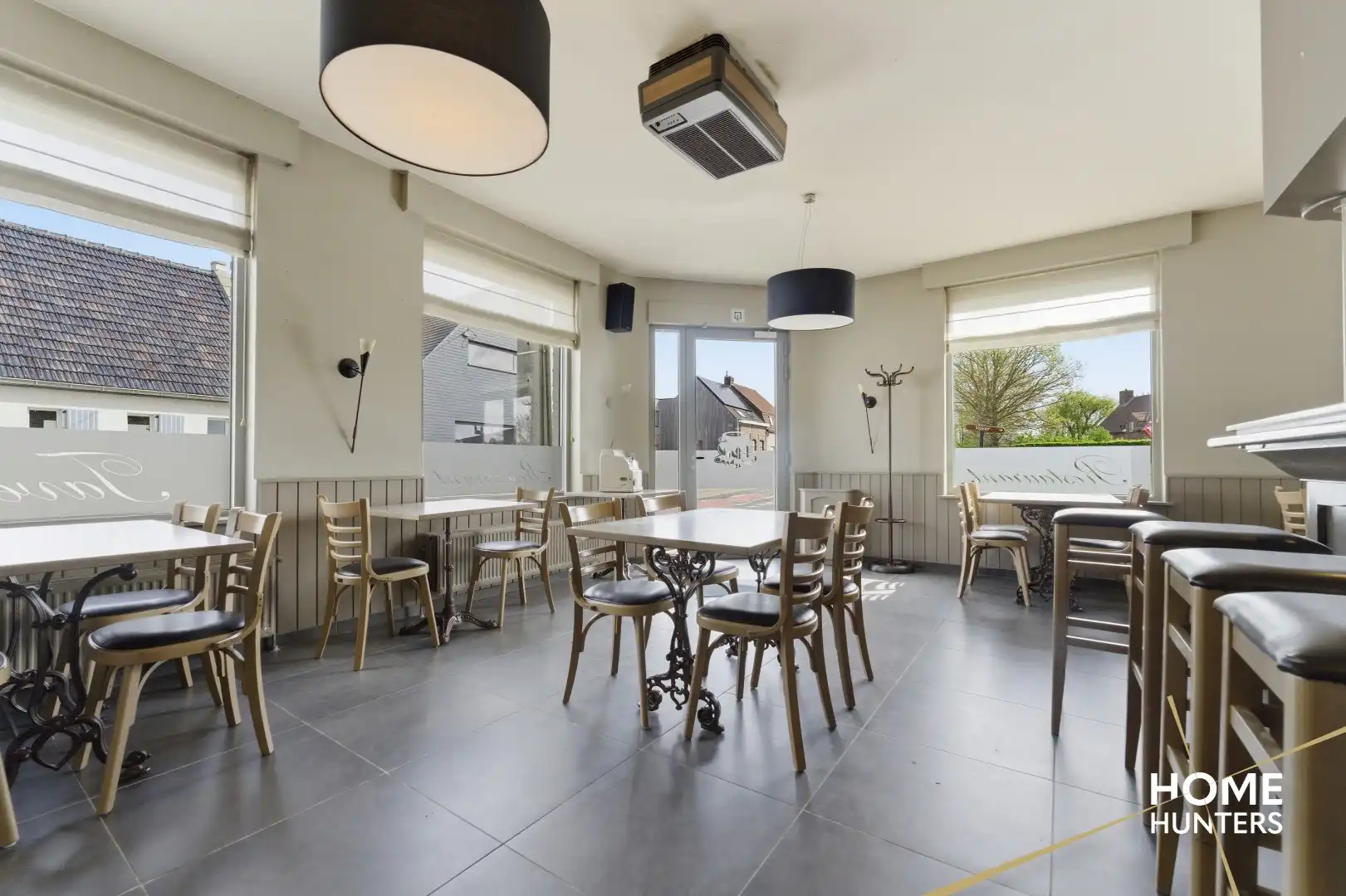 Unieke horecakans met enorme visibiliteit en potentieel – De Tommies, Dikkebusseweg 341 foto 6