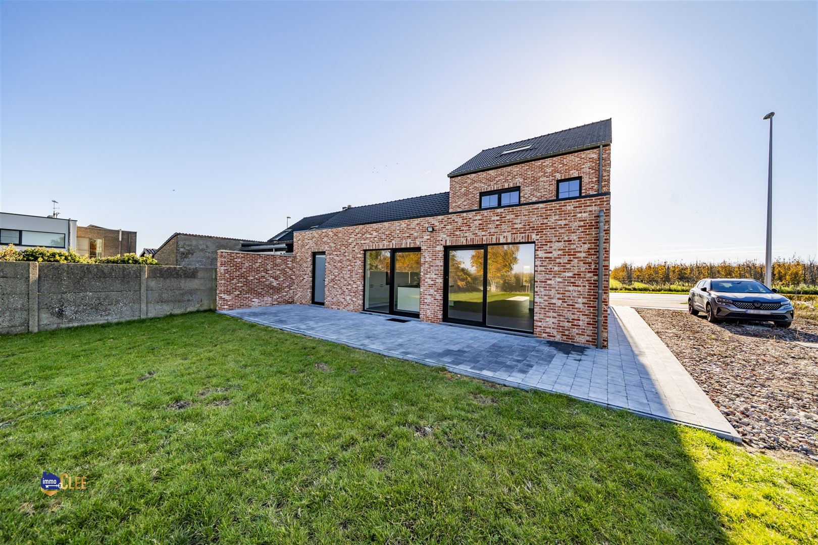 Volledig gerenoveerde gezinswoning foto 18