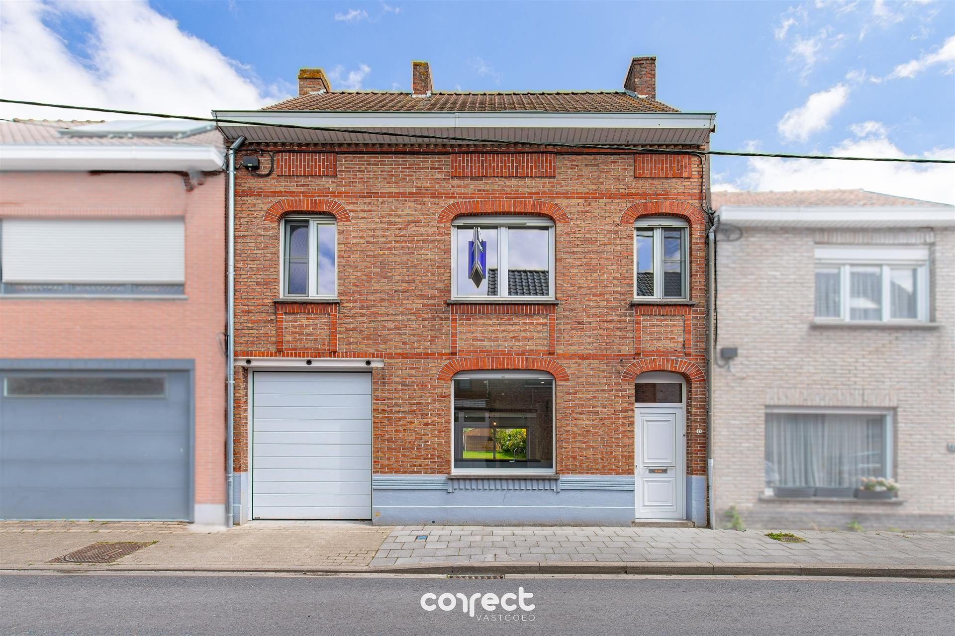 Volledig gerenoveerde, stijlvolle woning met 4 slaapkamers, 2 badkamers en een ruime zongerichte tuin, Instapklaar en energiezuinig! foto 16