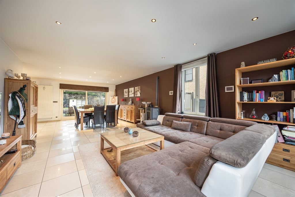 Energiezuinige woning met zwembad op uitstekende locatie in Schiplaken foto 3