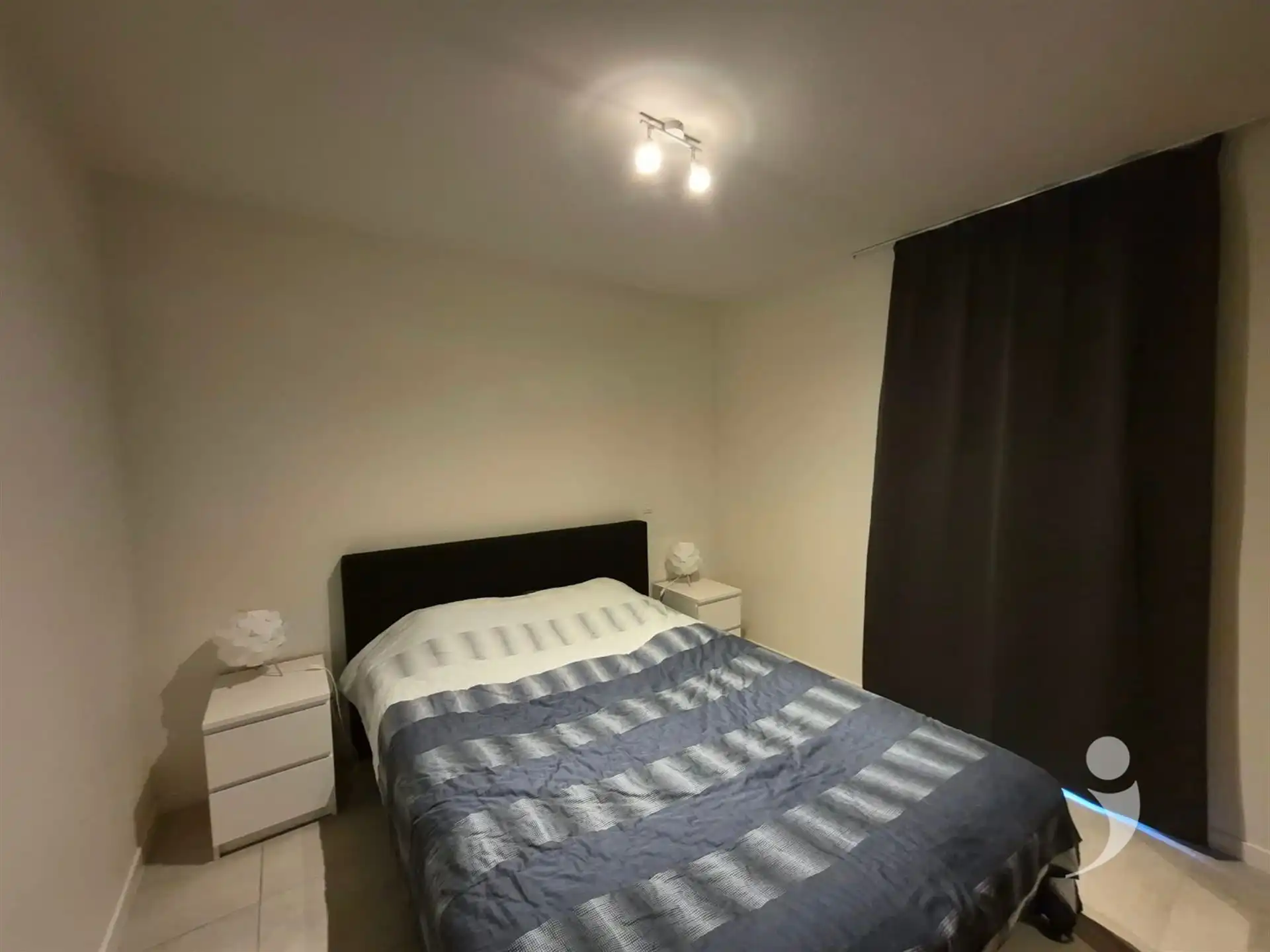 Recent gelijkvloers appartement met staanplaats voor de wagen foto 14