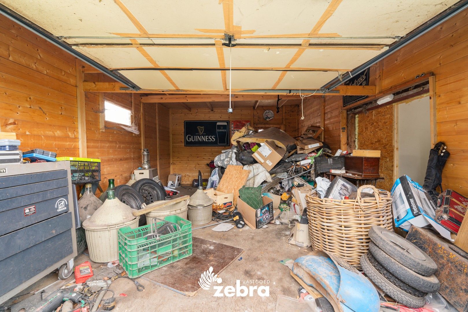 Te renoveren woning met garage op een rustige ligging te Beervelde (Lochristi)! foto 12