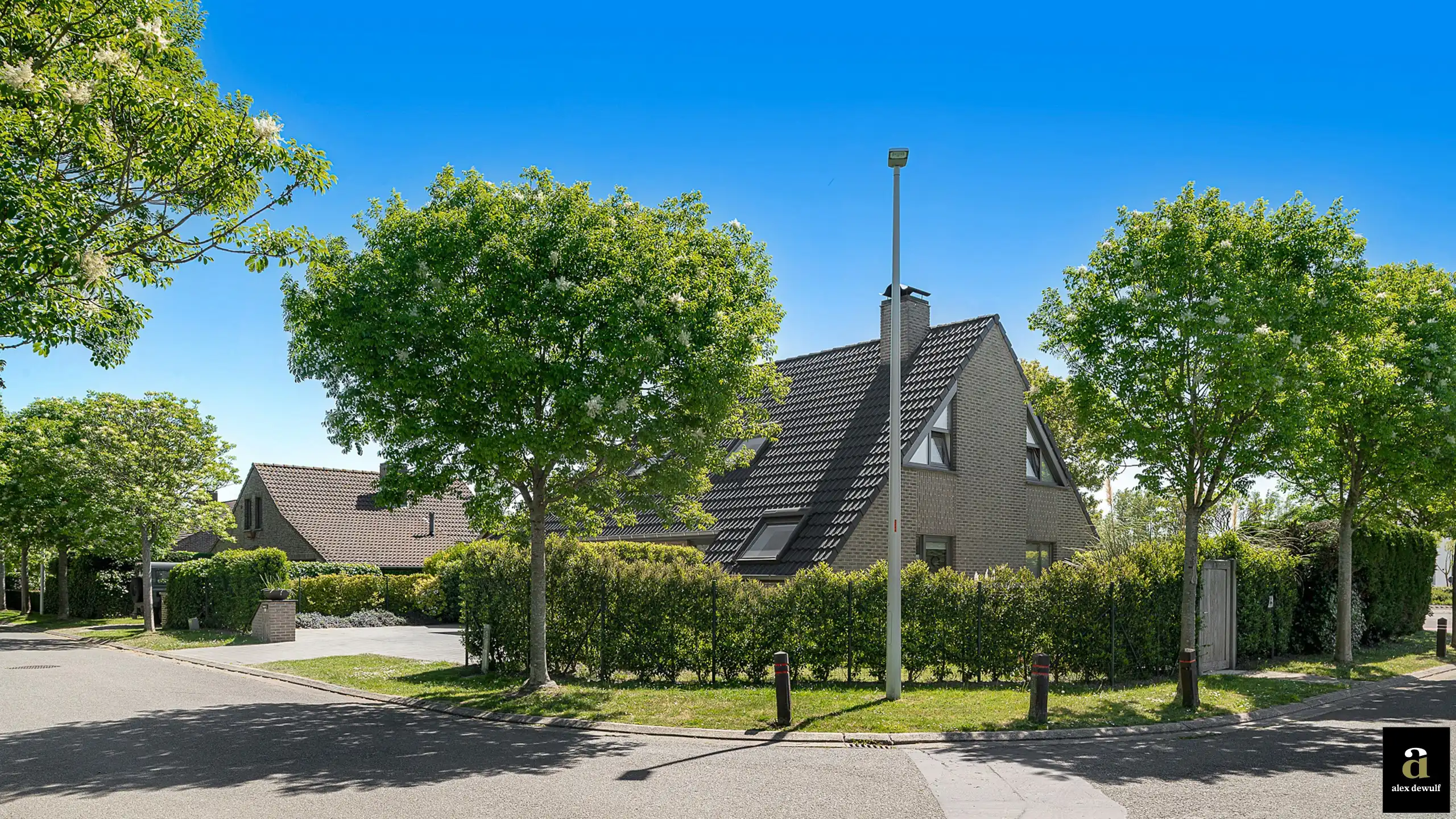 Alleenstaande villa op zonnig hoekperceel [Asterstraat]. foto 5