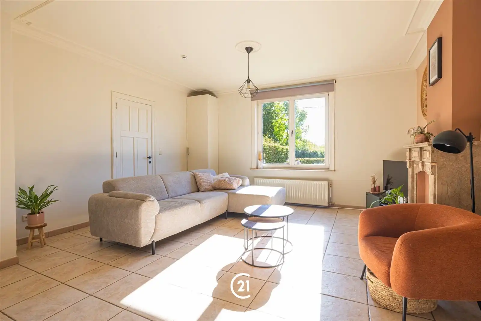 Instapklare 3gevelwoning met tuin en carport op 4are95 foto 8
