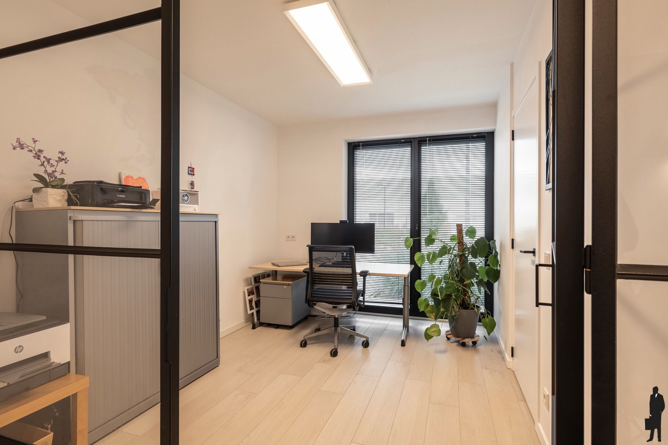 Villa met 4slks, 2bdks en verwarmd zwembad op 1200 m² foto 14