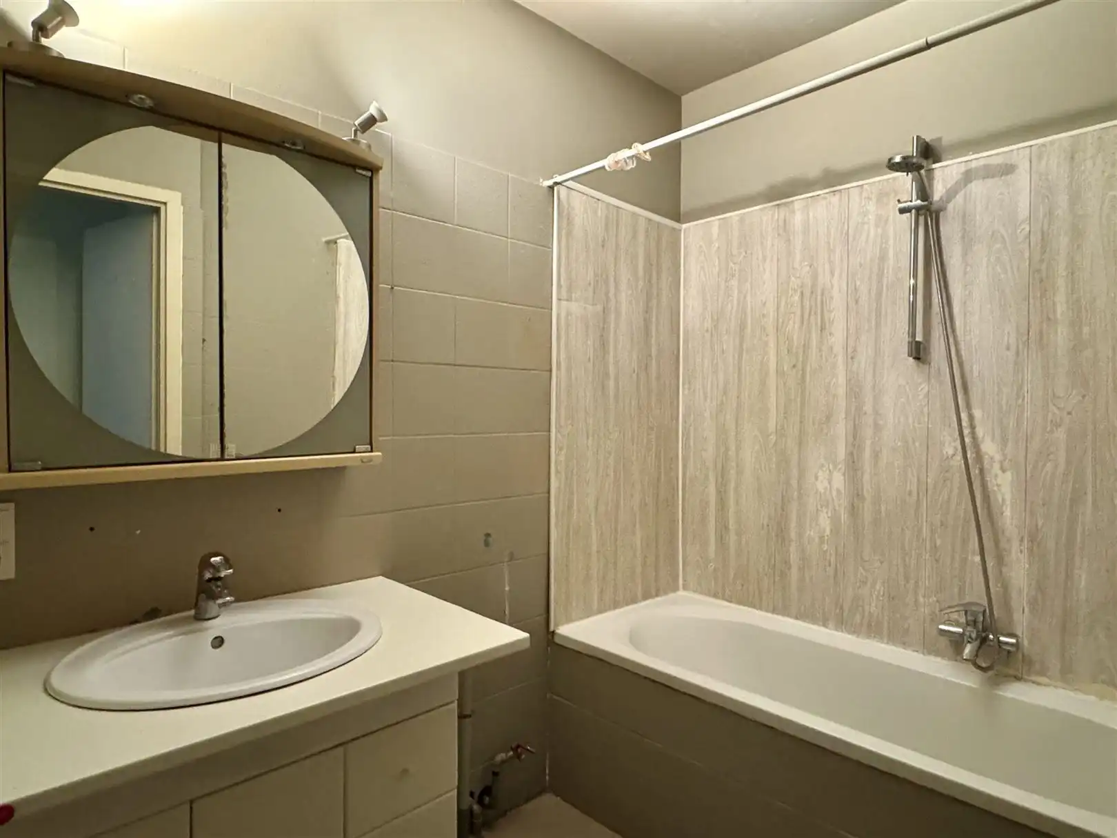 Appartement met 2 slpks en terras + kelder foto 17