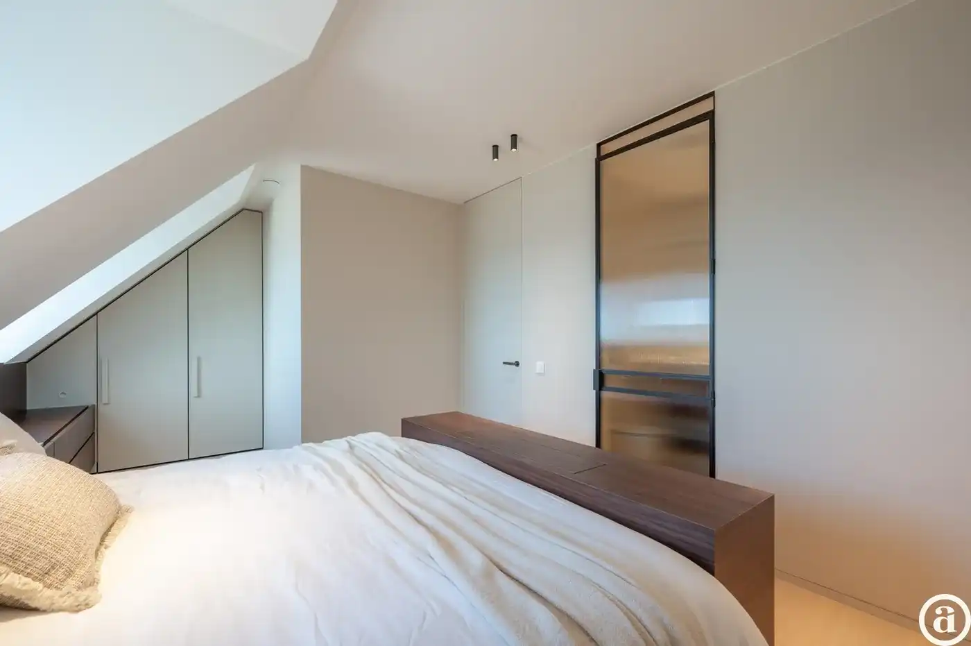 Prachtig nieuwbouw duplex-appartement op Zeedijk te Zoute. foto 21