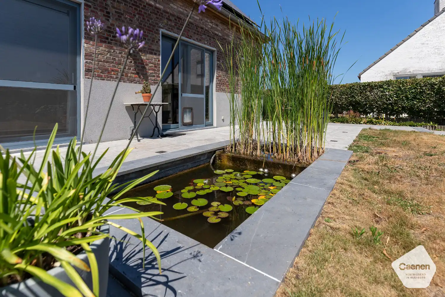 Stijlvol en energiezuinig huis met 3 slaapkamers en mooie tuin met uitzichten in Ruddervoorde foto 19