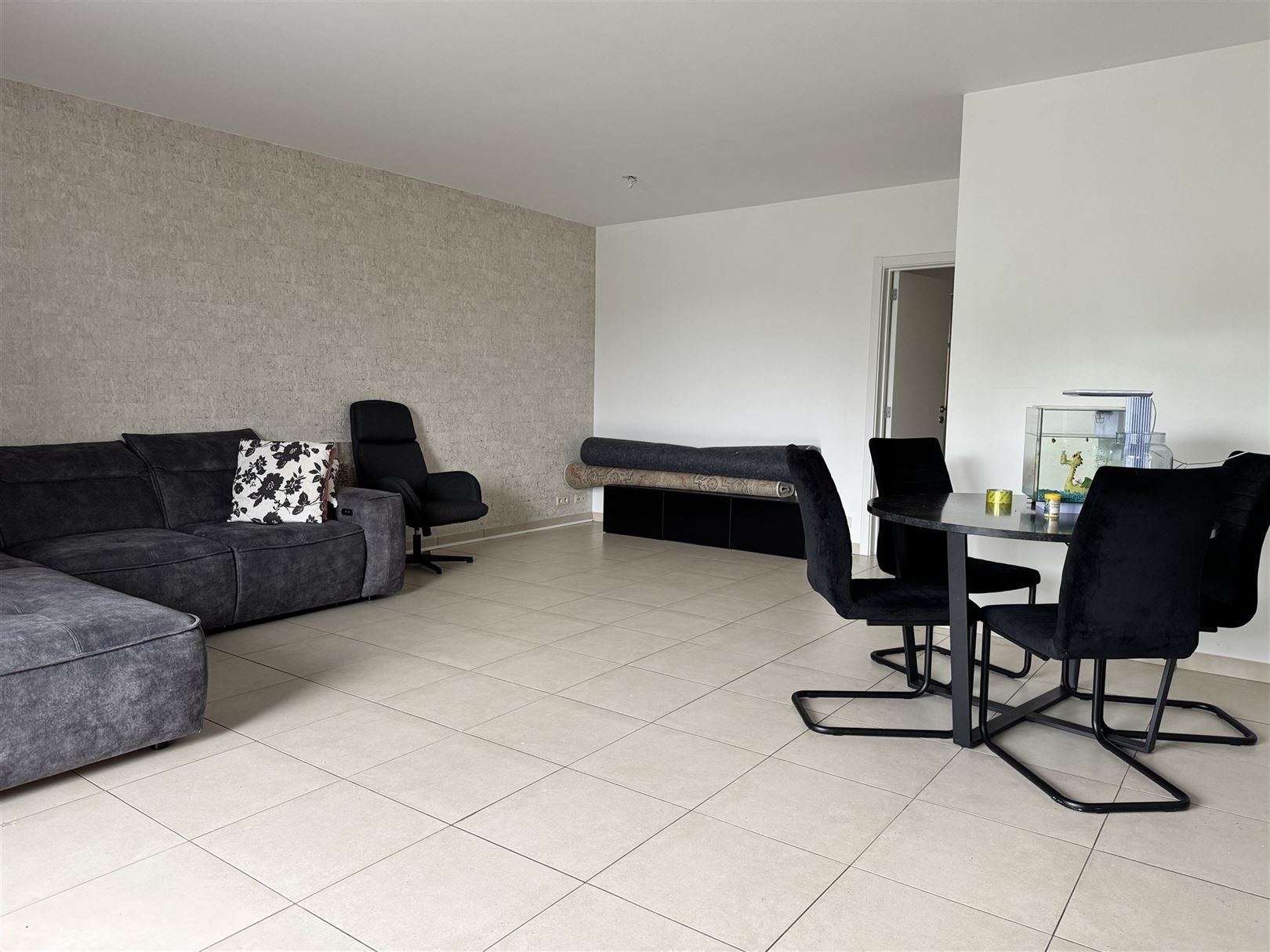 Appartement met terras in centrum Sint-Niklaas foto 3