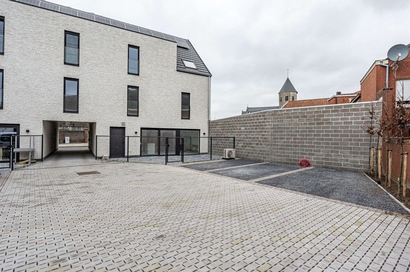 Trendy en kwalitatieve afgewerkte nieuwbouwappartementen in het hartje van Sint-Eloois-Vijve te koop! (*6% BTW) foto 21