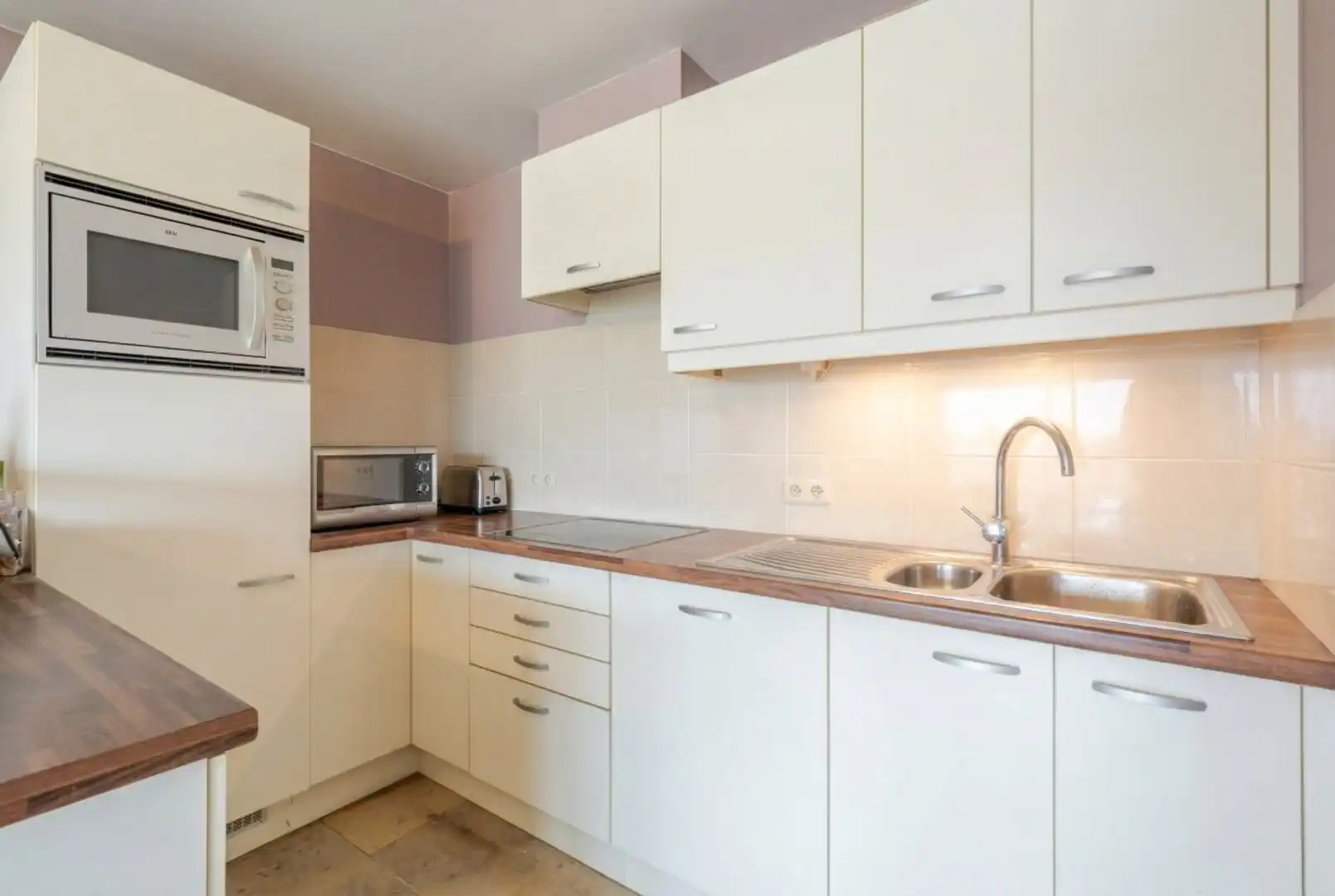 Instapklaar en zonnig 3 slpk appartement foto 7