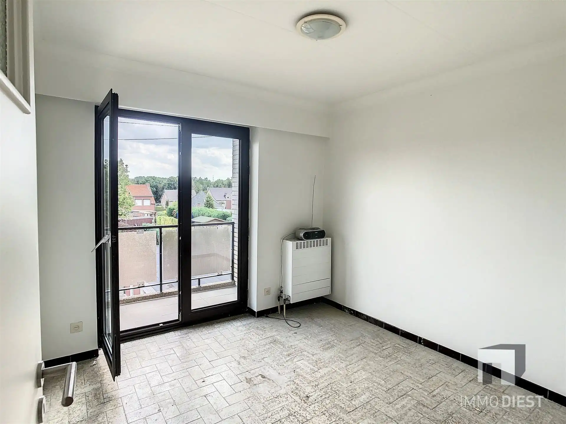 Gerenoveerd appartement met twee slaapkamers in het hartje van Hulst (Tessenderlo) foto 19