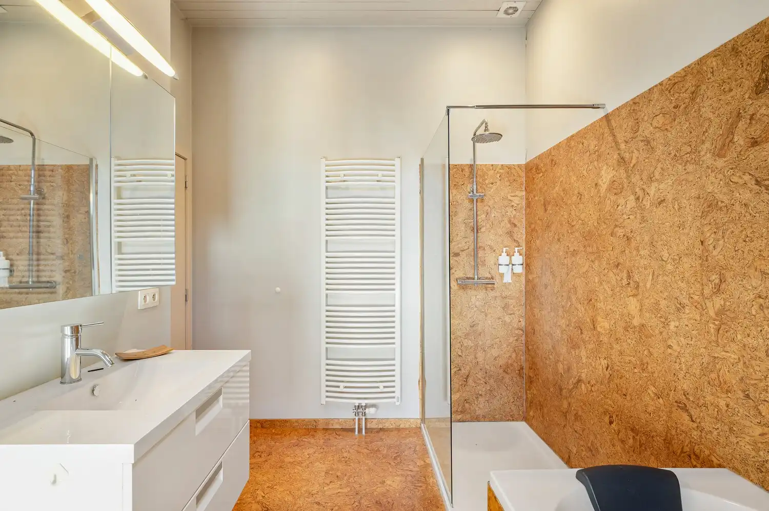 RUIME VEELZIJDIGE WONING HARTJE LIER foto 26