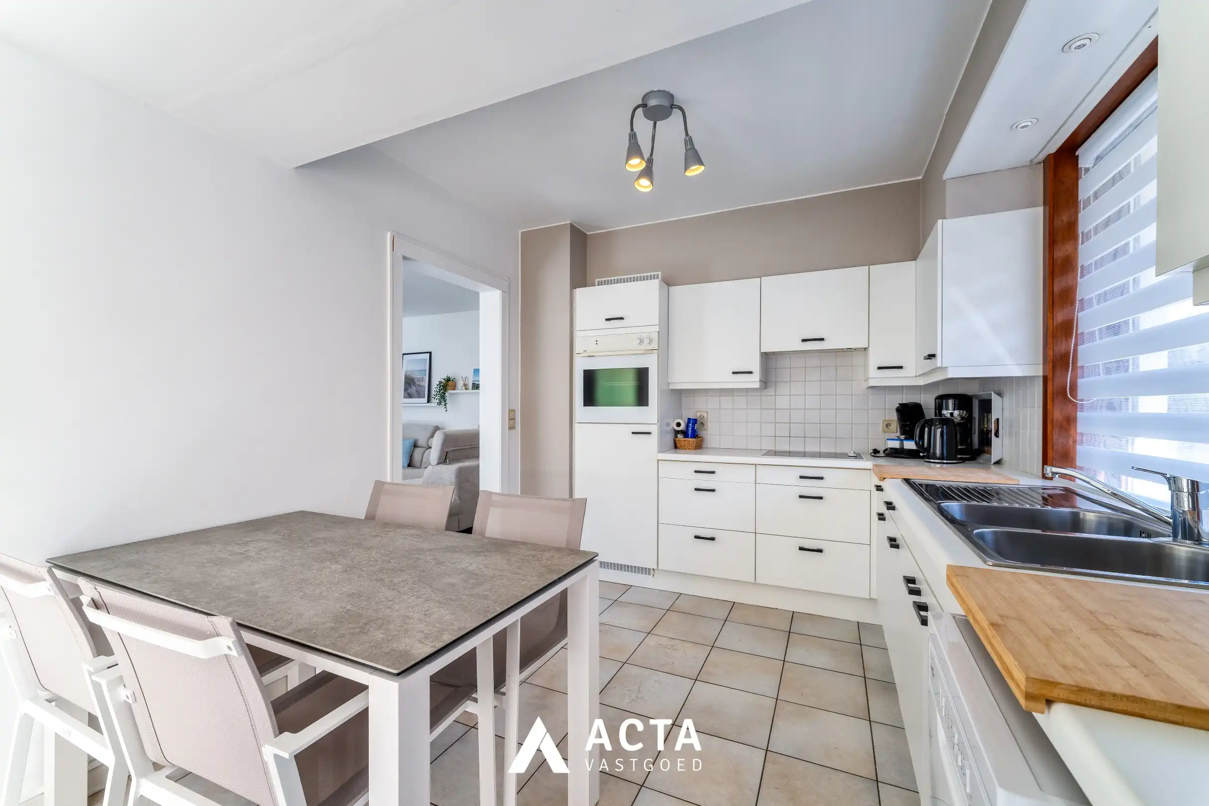 Gelijkvloers 3-slpk-appartement+tuin in Mariakerke foto 8