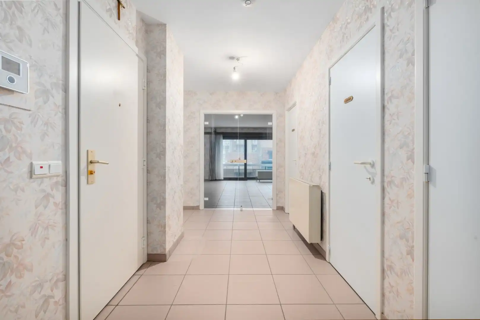 RUIM 3 SLAAPKAMERAPPARTEMENT TE KOOP  IN HET CENTRUM VAN OOSTDUINKERKE BAD foto 8