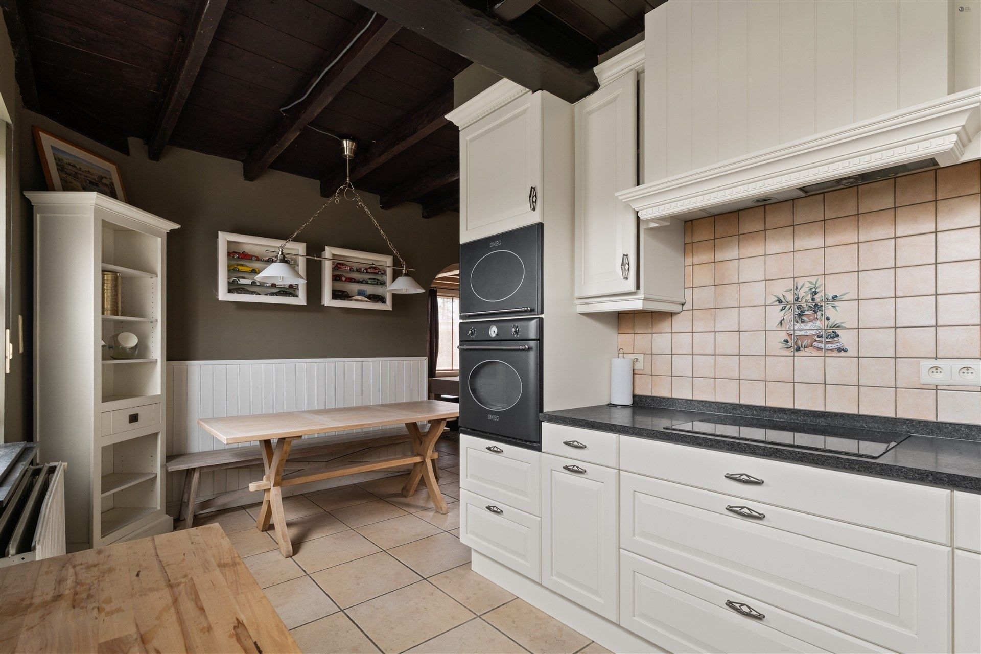 Open bebouwing met vrijstaande schuur  foto 12