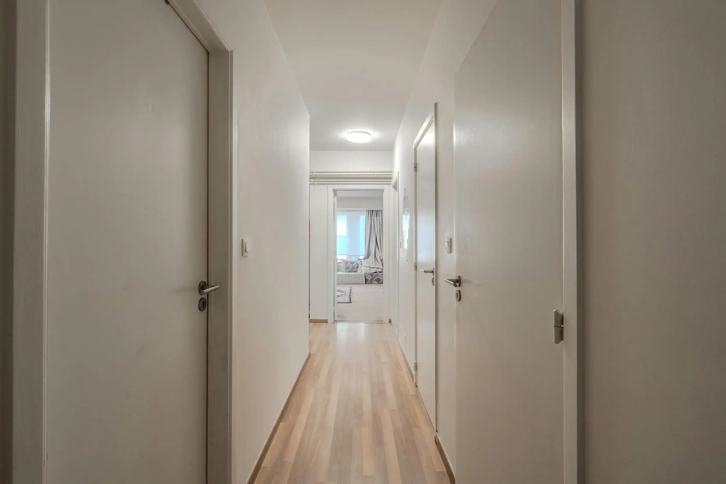 Instapklaar 2-slaapkamer appartement te centrum Oostende foto 10