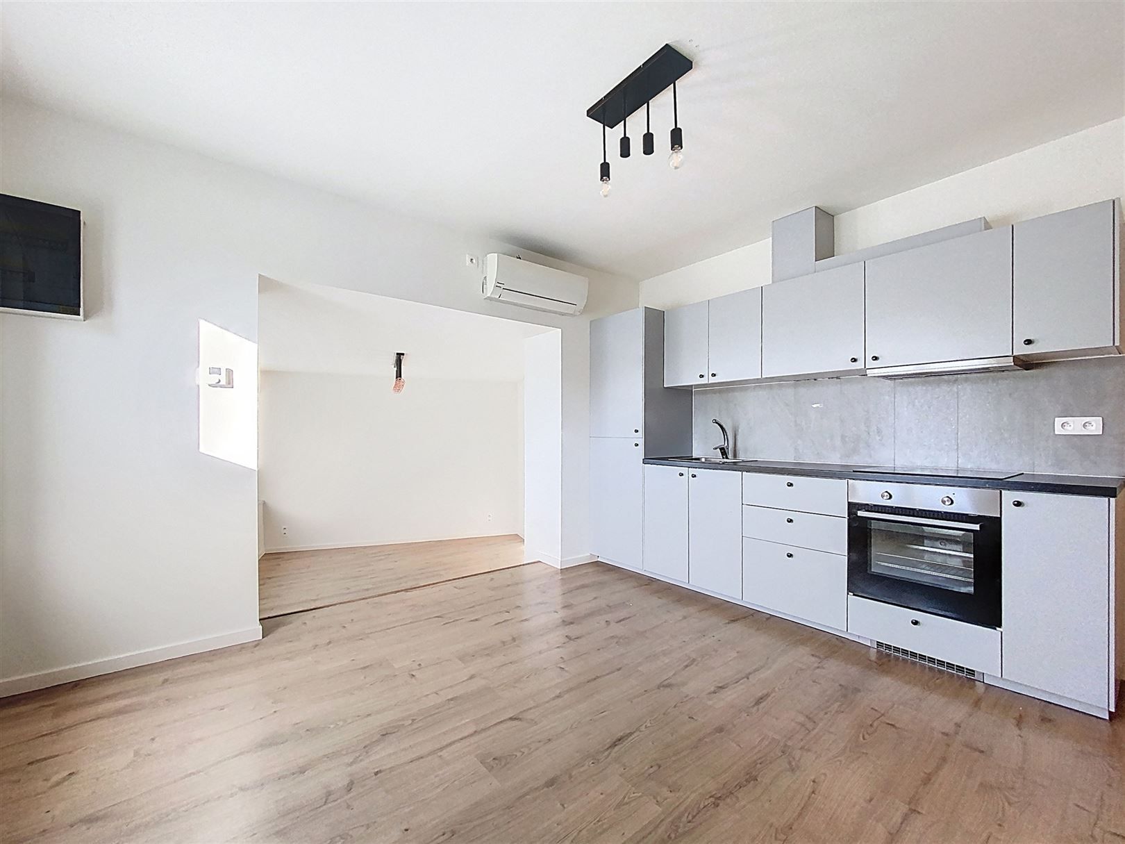 Triplex appartement gelegen te Brasschaat  foto 6